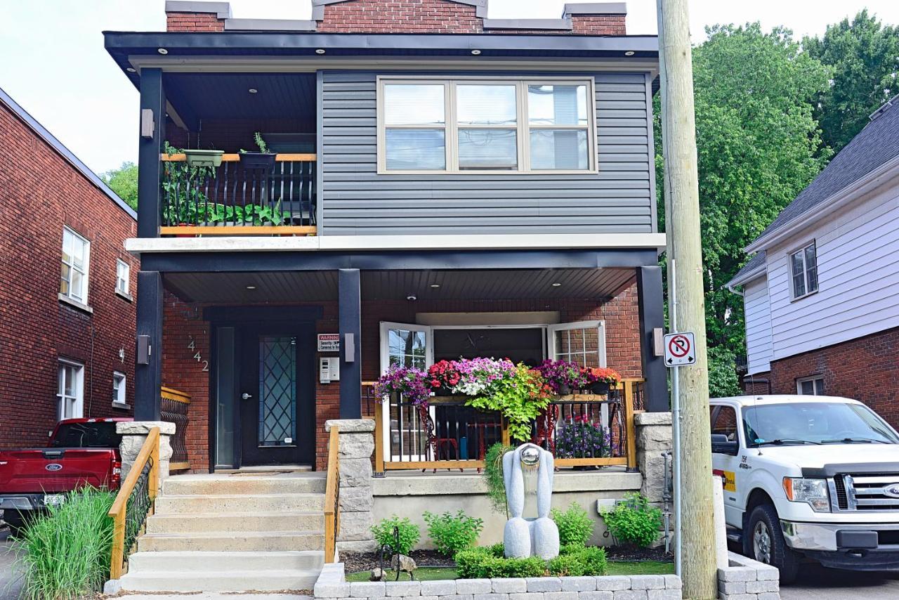 Ottawa Downtown Executive Apartment Retreat With Private Balcony Near Bank Street - Sleep Max 2 Exterior foto