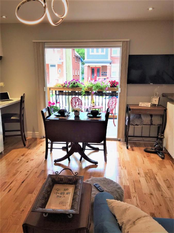 Ottawa Downtown Executive Apartment Retreat With Private Balcony Near Bank Street - Sleep Max 2 Exterior foto